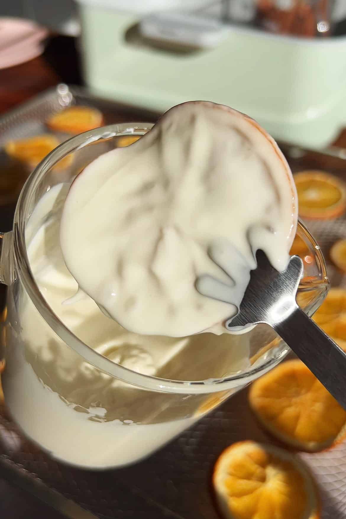 EASY CHOCOLATE-DIPPED ORANGES