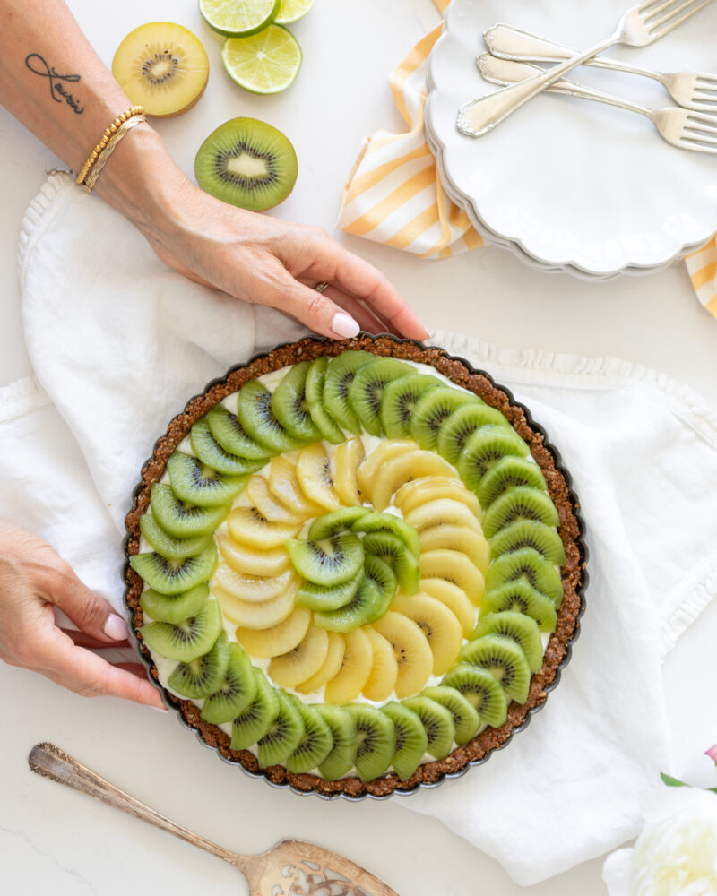 DIY KIWI YOGURT TART WITH JUST 6 INGREDIENTS
