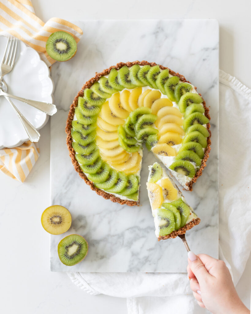 DIY KIWI YOGURT TART WITH JUST 6 INGREDIENTS